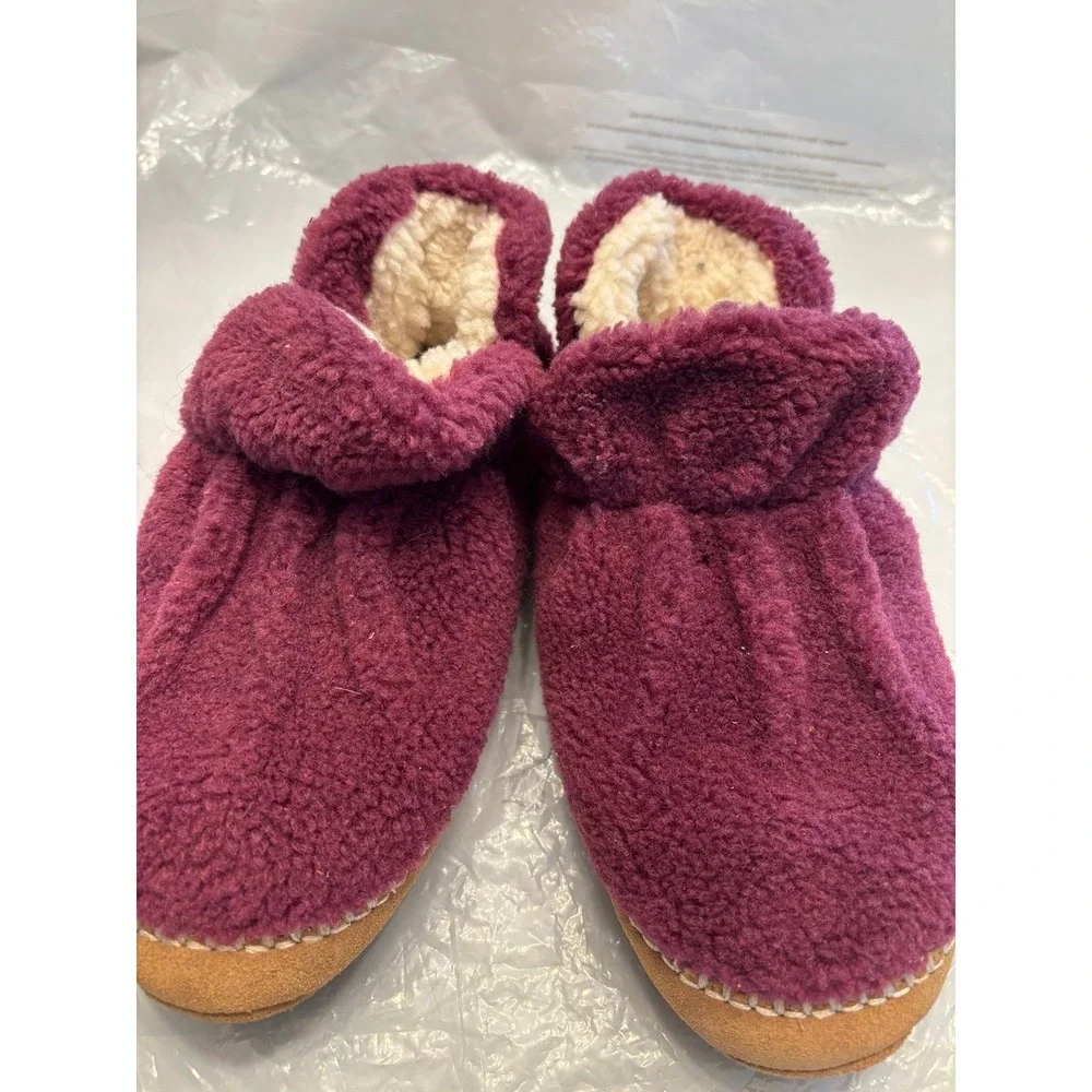 L.L. Bean size bean slip